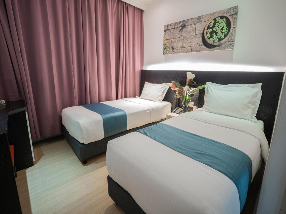 Floresta Hotel Chinatown 쿠알라룸푸르 외부 사진