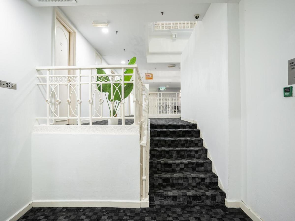 Floresta Hotel Chinatown 쿠알라룸푸르 외부 사진